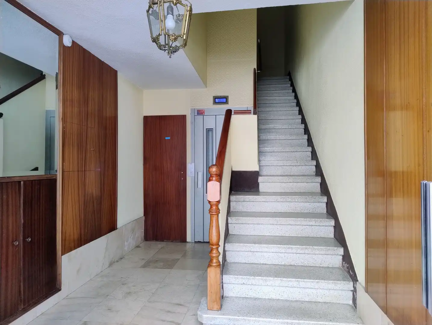 Piso en venta en Lugo con Terraza, Trastero y Amueblado
