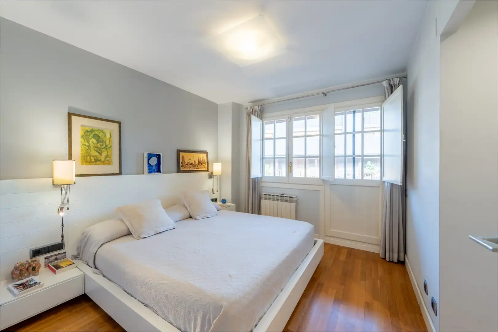 Dormitori de Casa adosada en venda en Sant Cugat del Vallès amb Calefacció, Jardí privat i Parquet