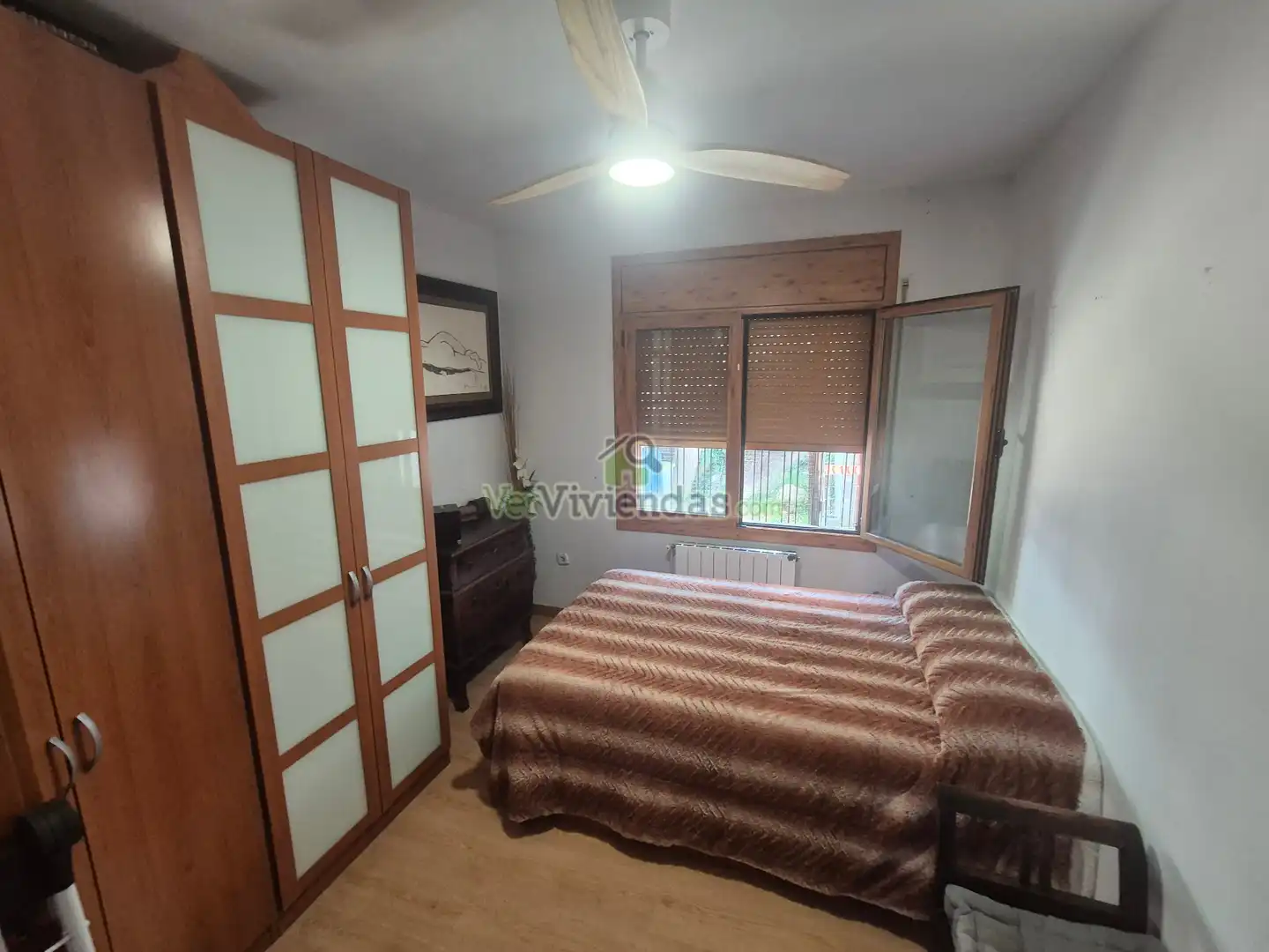 Habitación de Casa o chalet en venta en Corbera de Llobregat con Calefacción, Jardín privado y Parquet