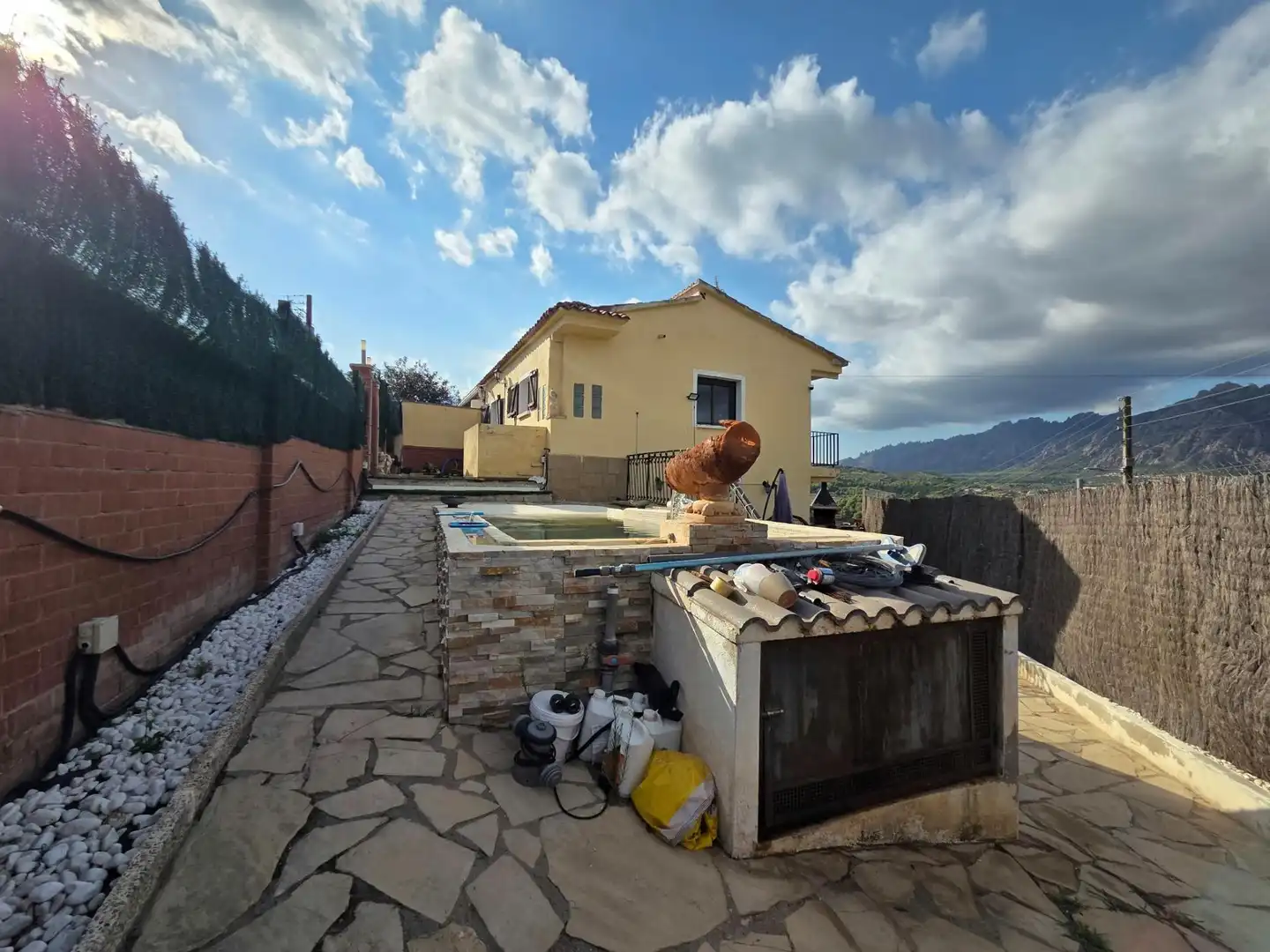 Vista exterior de Casa o chalet en venta en Esparreguera con Aire acondicionado, Calefacción y Jardín privado