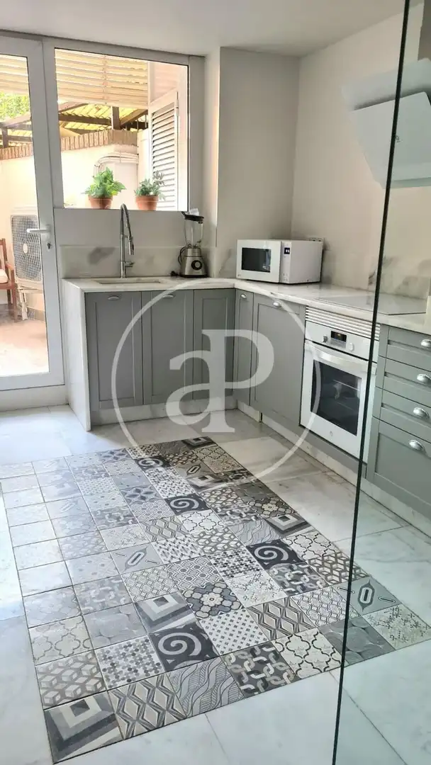 Cocina de Piso de alquiler en Valencia con Aire acondicionado, Calefacción y Terraza