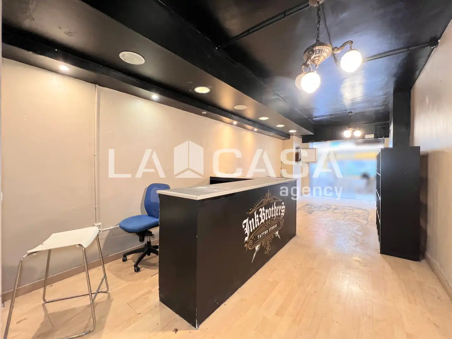 Business premises for sale in Artigues - Llefià