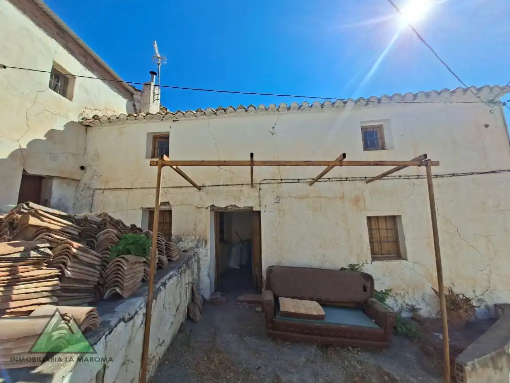 Casa en venda a Calle Carril De Las Casillas