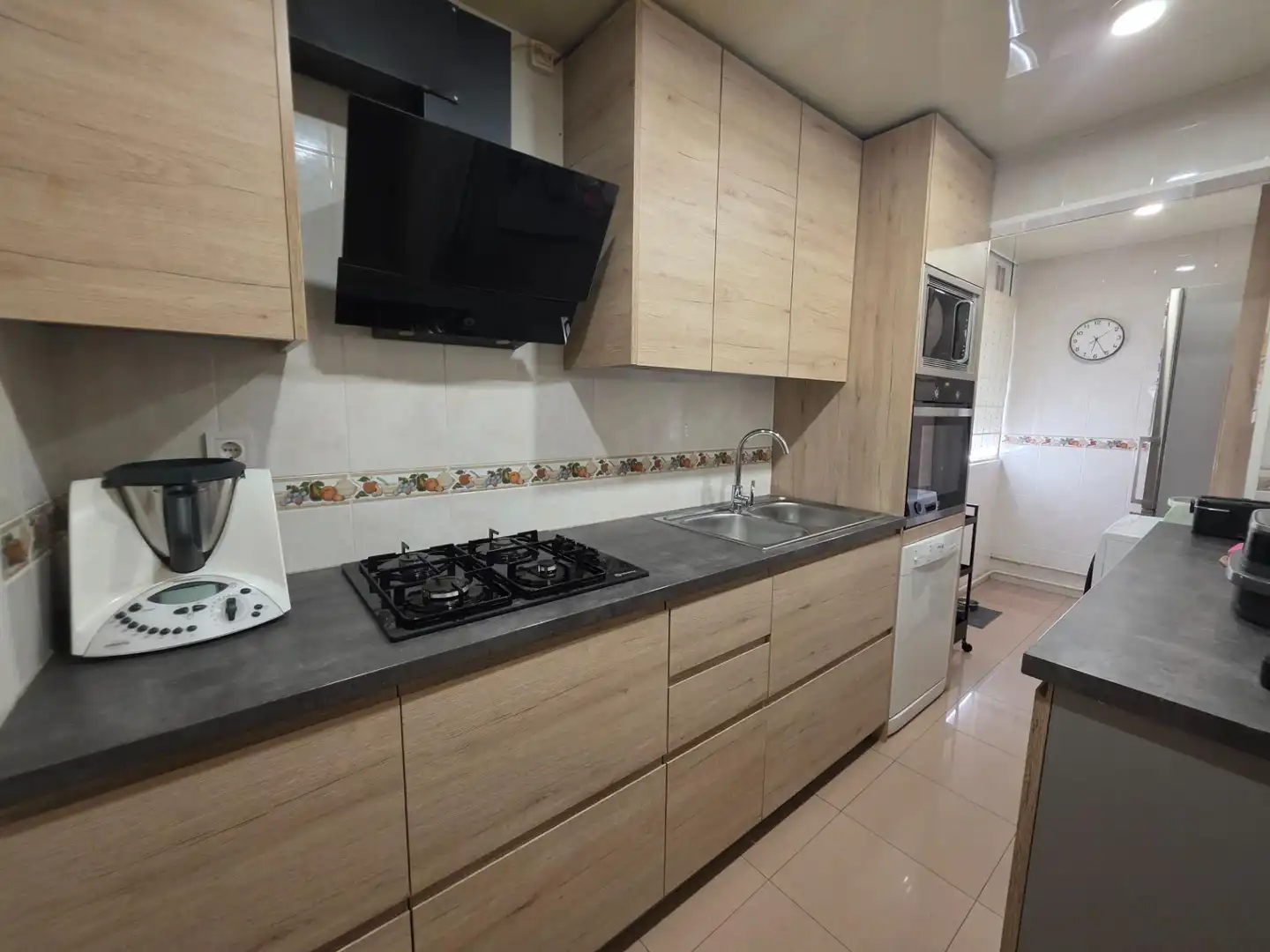 Kitchen of Flat for sale in Sabadell  with Air Conditioner, Heating and Parquet flooring