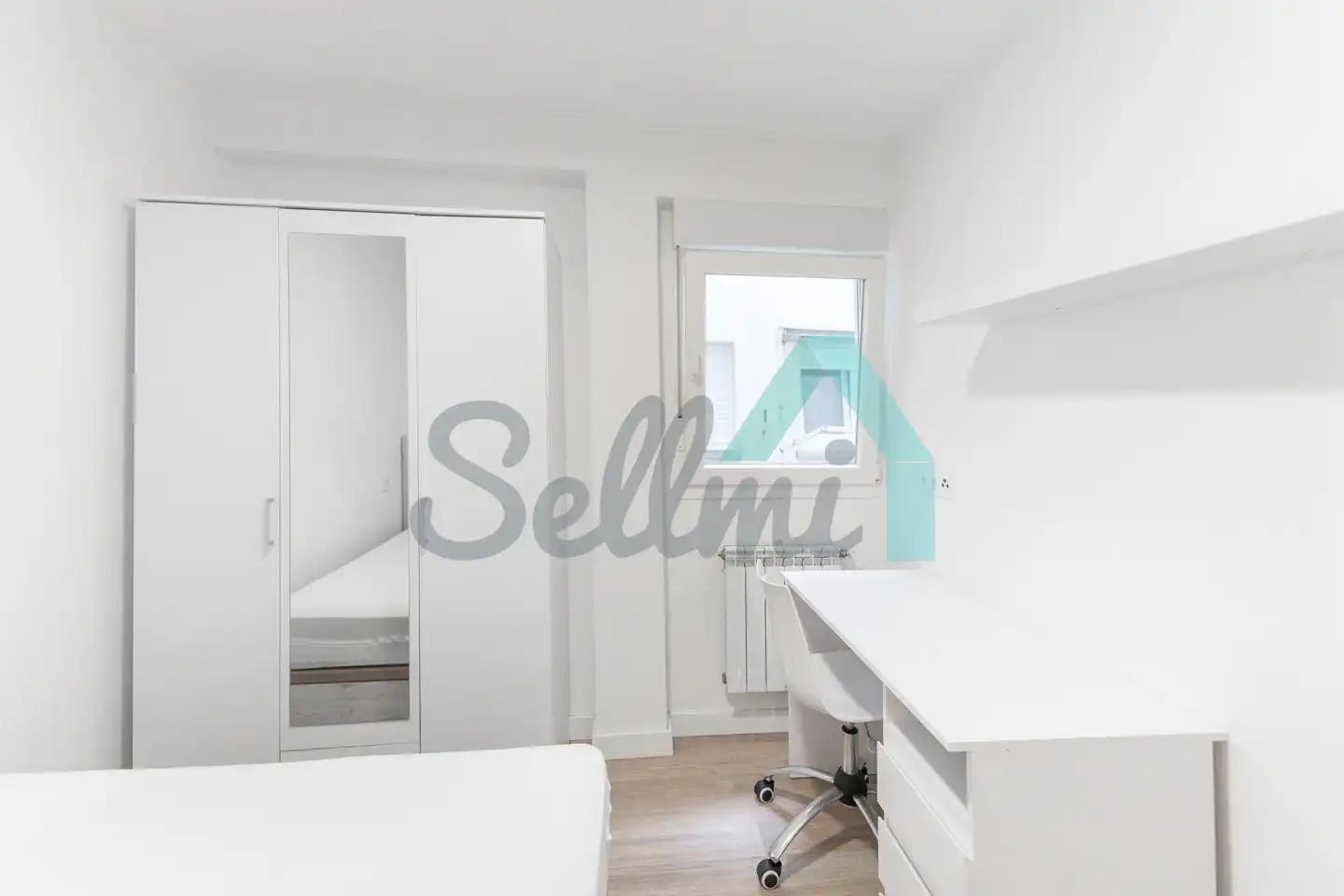 Schlafzimmer von Wohnung zur Miete in Oviedo  mit Heizung, Terrasse und Möbliert