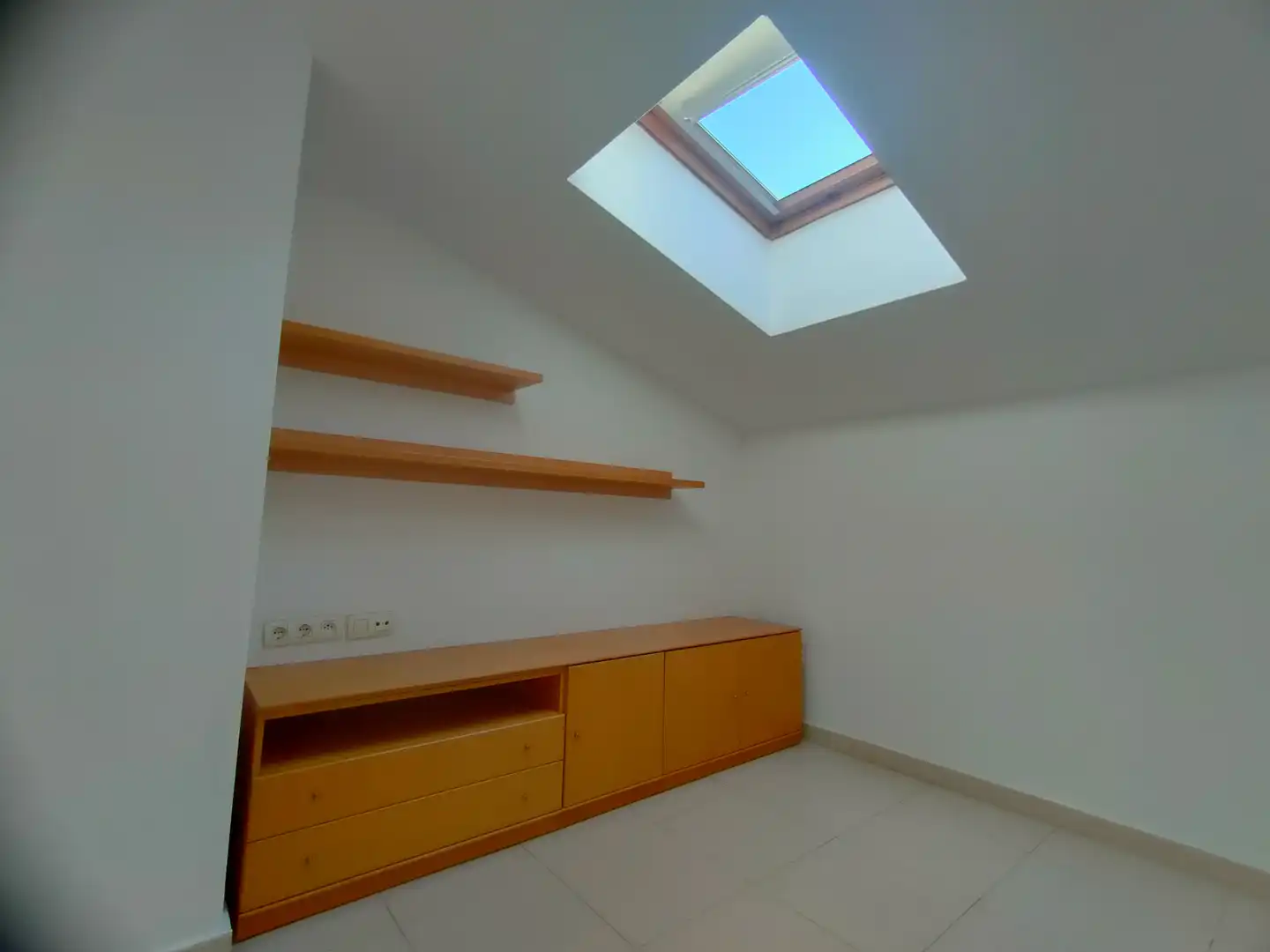 Ático de alquiler en Sant Cugat del Vallès con Calefacción, Parquet y Terraza