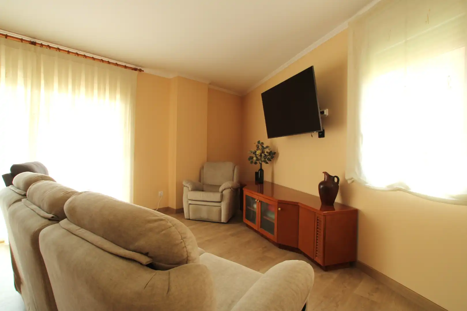 Sala d'estar de Pis en venda en Mataró amb Aire condicionat, Calefacció i Parquet