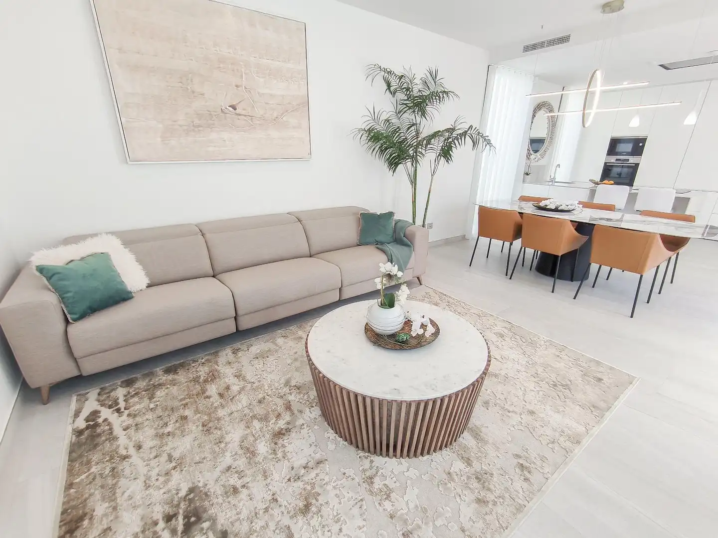 Chalet con piscina en venta en Golf Bahía, imagen 5