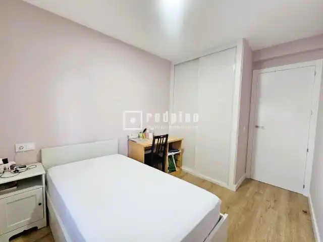 Bedroom of Flat for sale in Pintores - Ferial