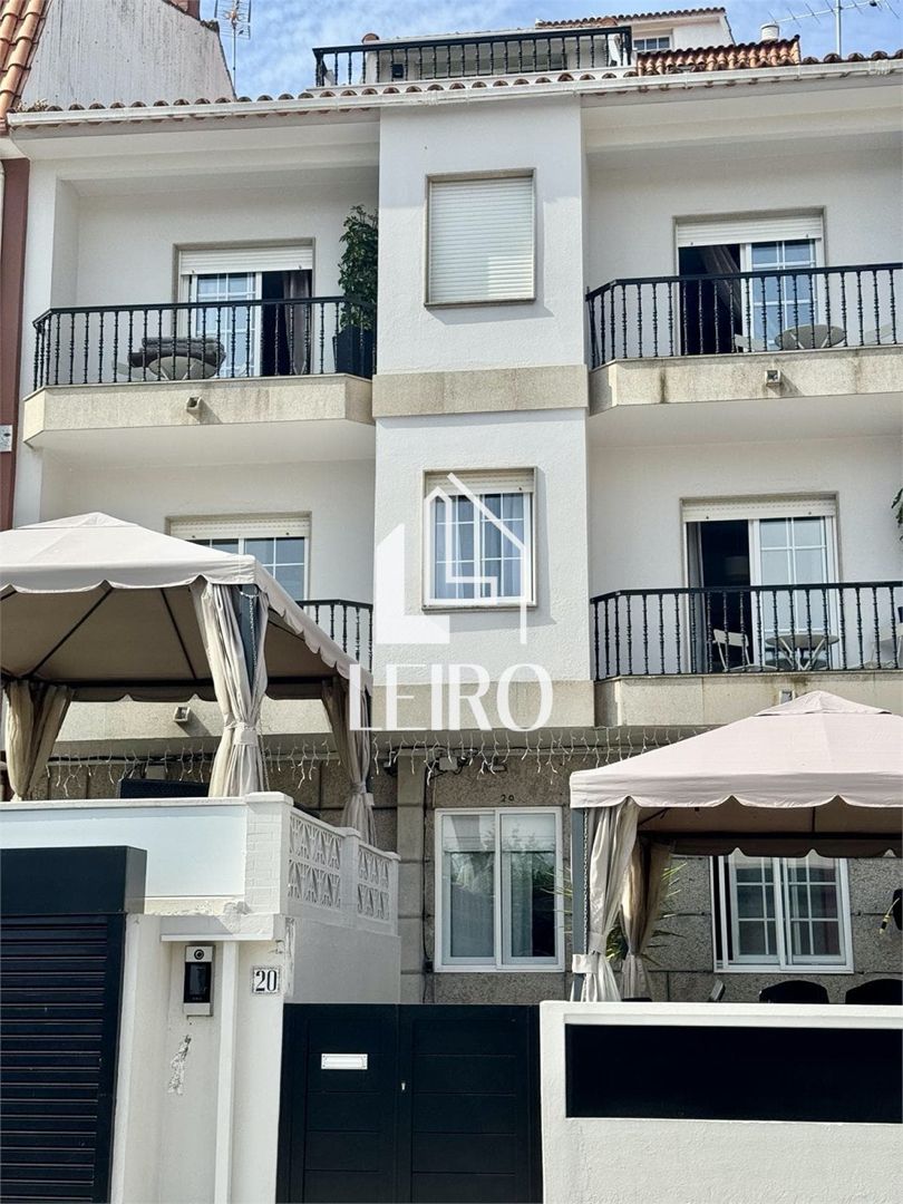 Exterior view of Single-family semi-detached for sale in Sanxenxo  with Heating, Terrace and Furnished