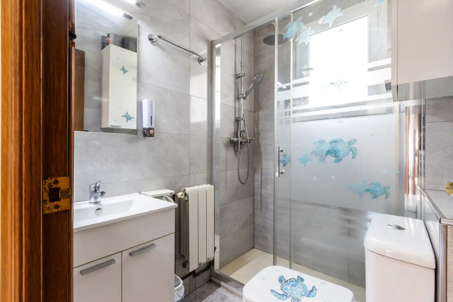 Baño de Piso en venta en Terrassa con Aire acondicionado, Calefacción y Balcón