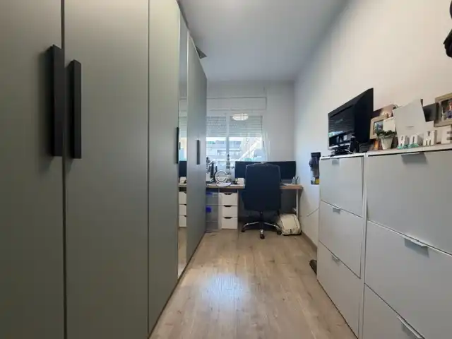 Piso con terraza en venta en Passeig del Camp del Roure 871L, imagen 18