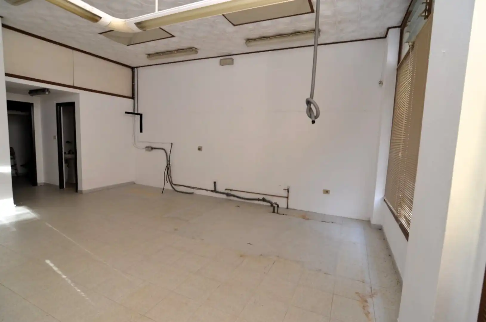 Local comercial en alquiler en Betanzos, imagen 5