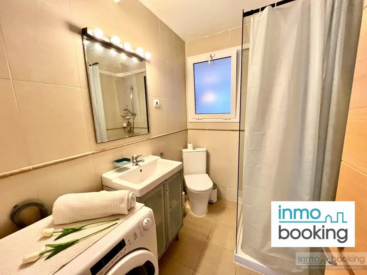 Baño de Apartamento en venta en Salou con Aire acondicionado, Calefacción y Parquet