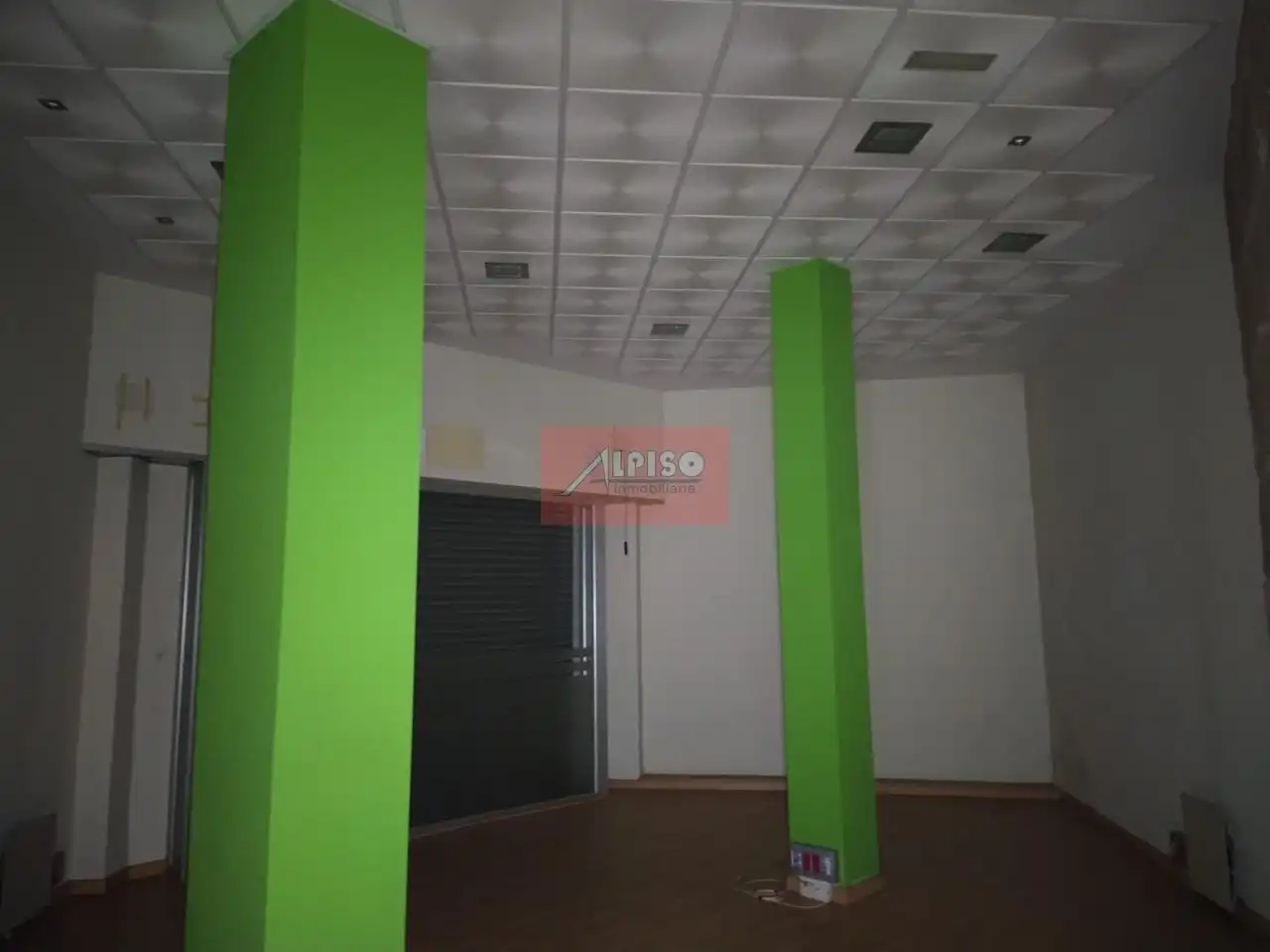 Local commercial à vendre à Ventiun, imagen 7