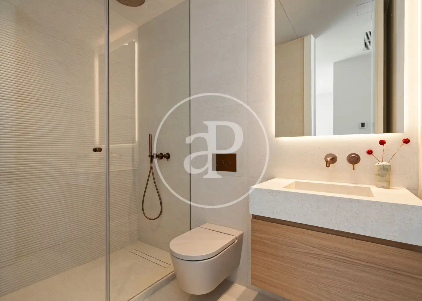 Piso con ascensor en venta en C. del Pinar, imagen 25