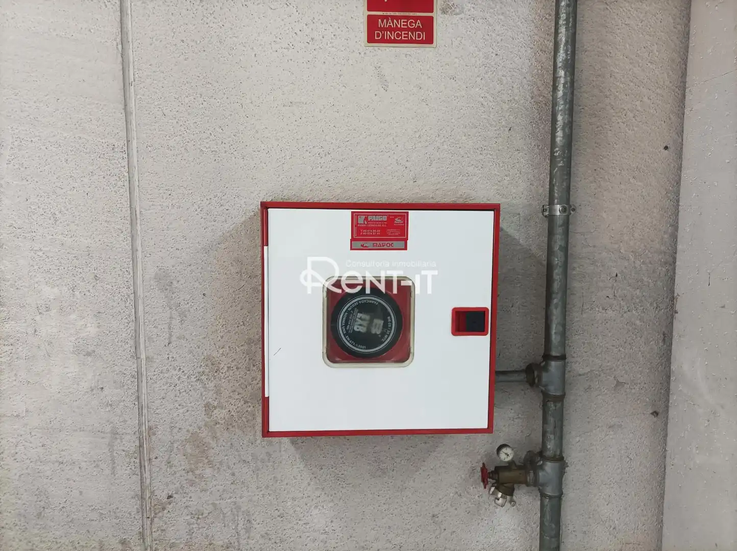 Außenansicht von Fabrikhallen zur Miete in Sant Vicenç Dels Horts