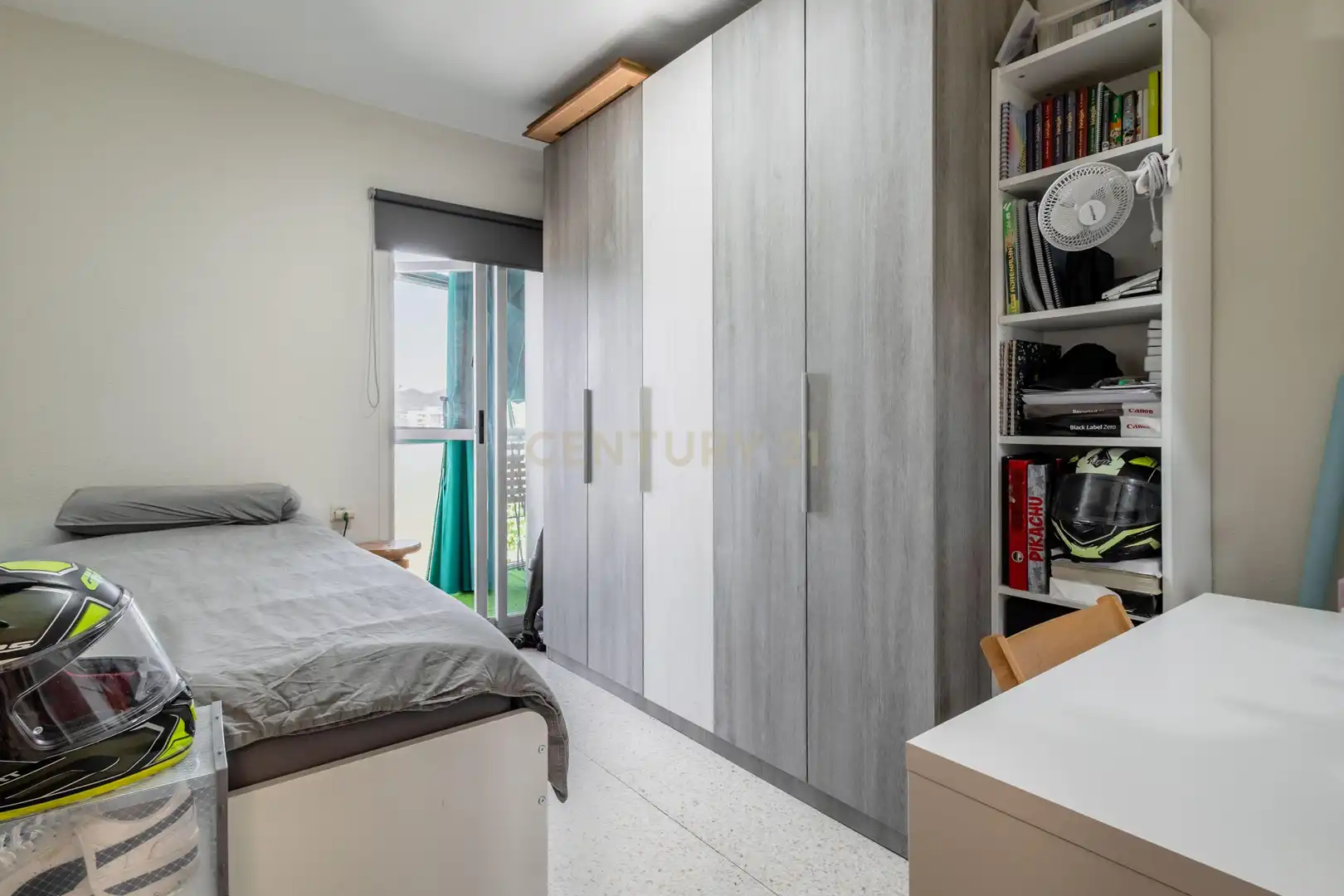 Habitación de Apartamento en venta en Sant Joan Despí con Aire acondicionado y Balcón