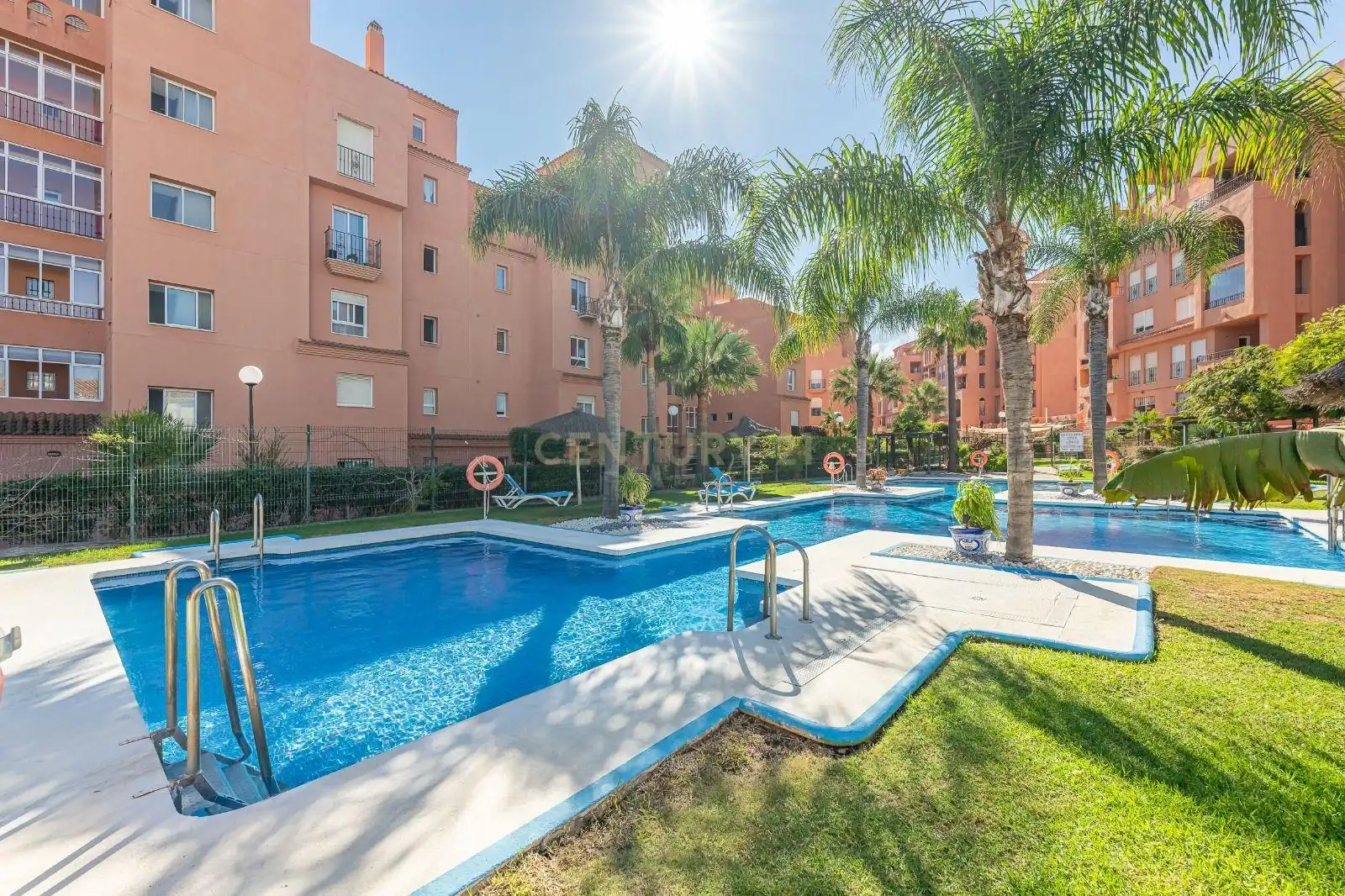 Apartment with pool for sale in El Castillo
