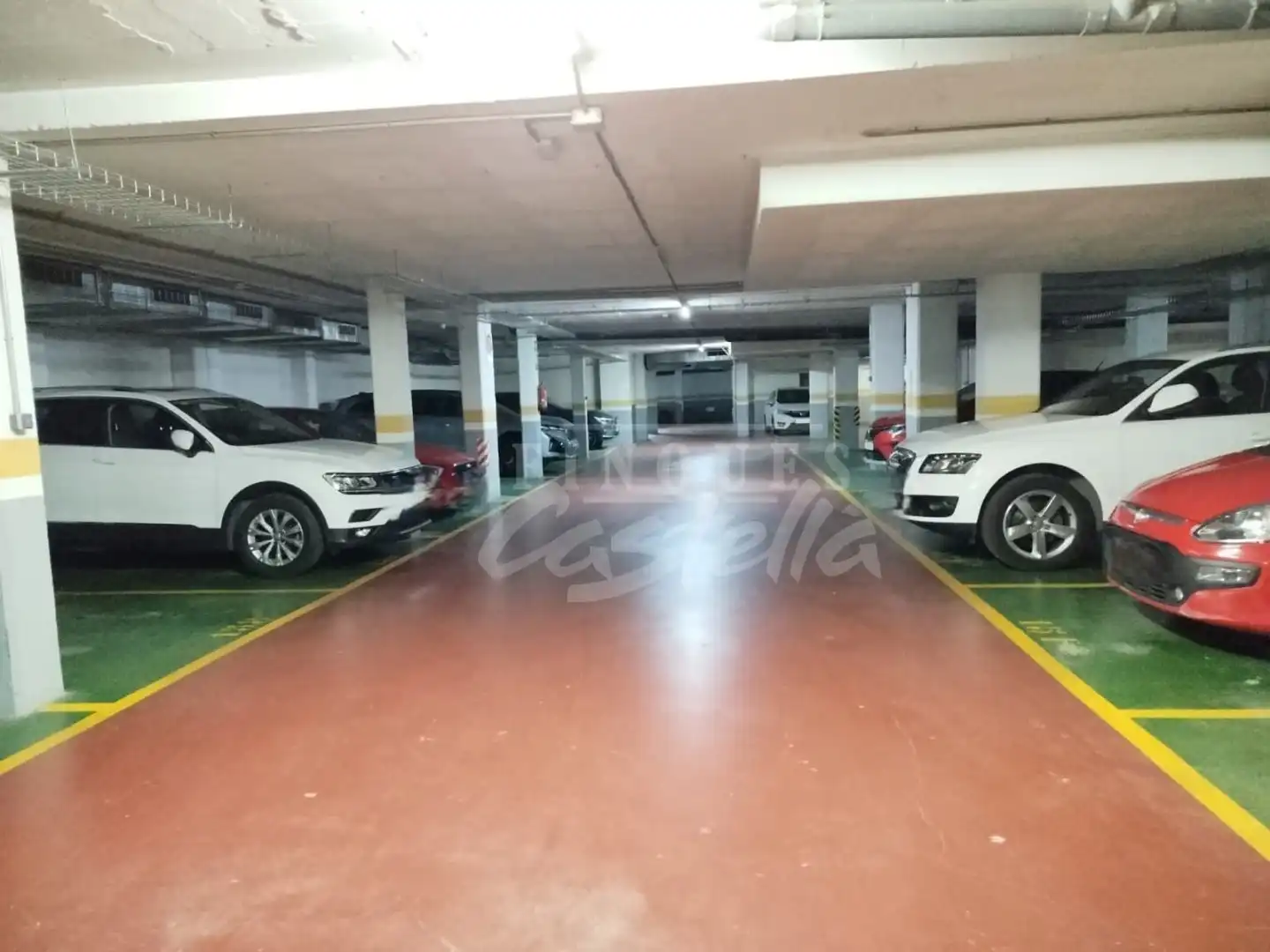 Parking de Piso en venta en Mataró con Aire acondicionado, Calefacción y Terraza