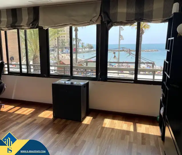 Vista exterior de Dúplex en venta en Torrevieja con Terraza y Amueblado