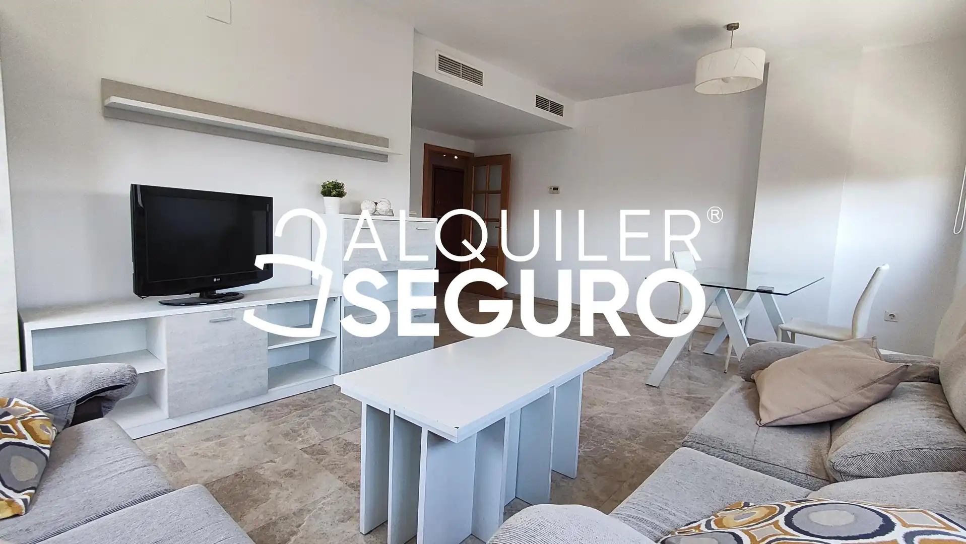 Sala d'estar de Pis de lloguer en Córdoba amb Aire condicionat, Traster i Piscina