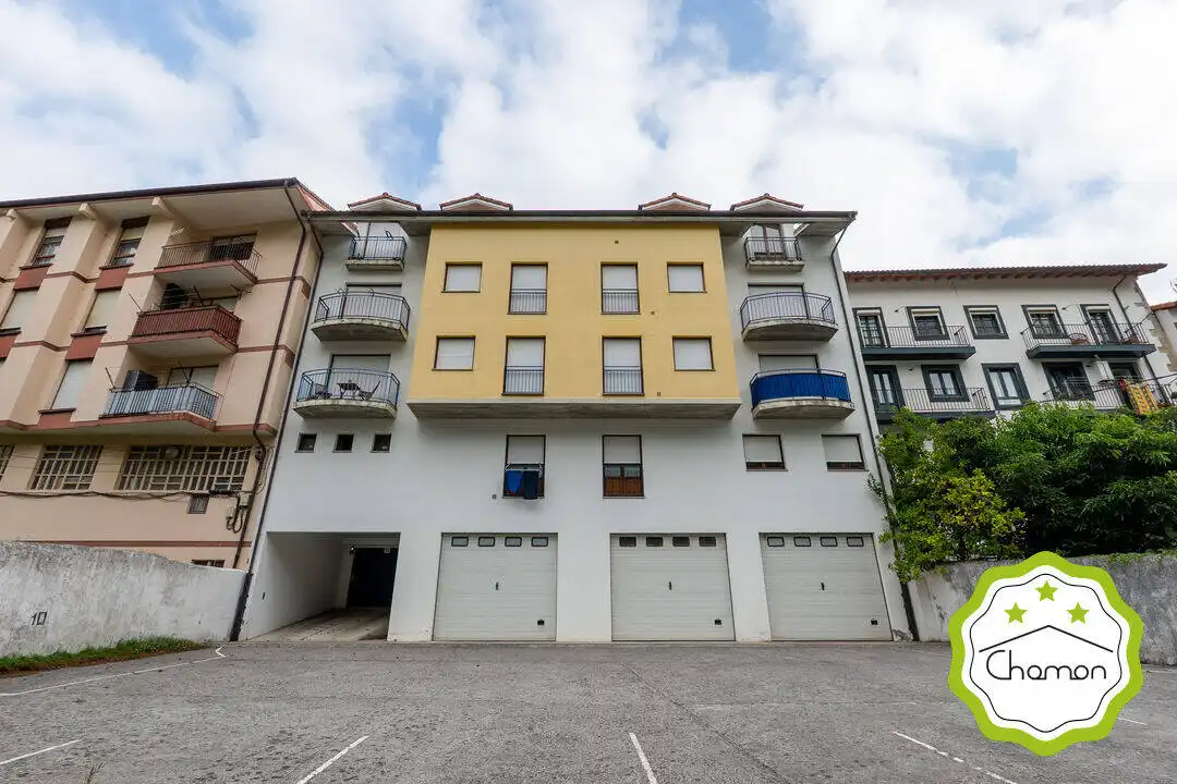 Vista exterior de Àtic en venda en Ea, Bizkaia