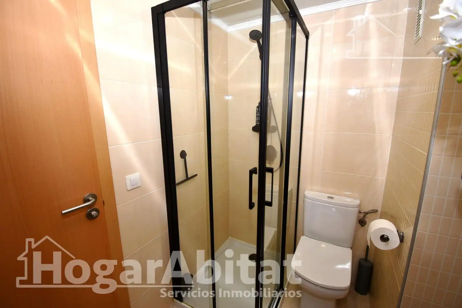 Badezimmer von Wohnung zum Verkauf in Burriana / Borriana mit Parkett, Möbliert und Balkon