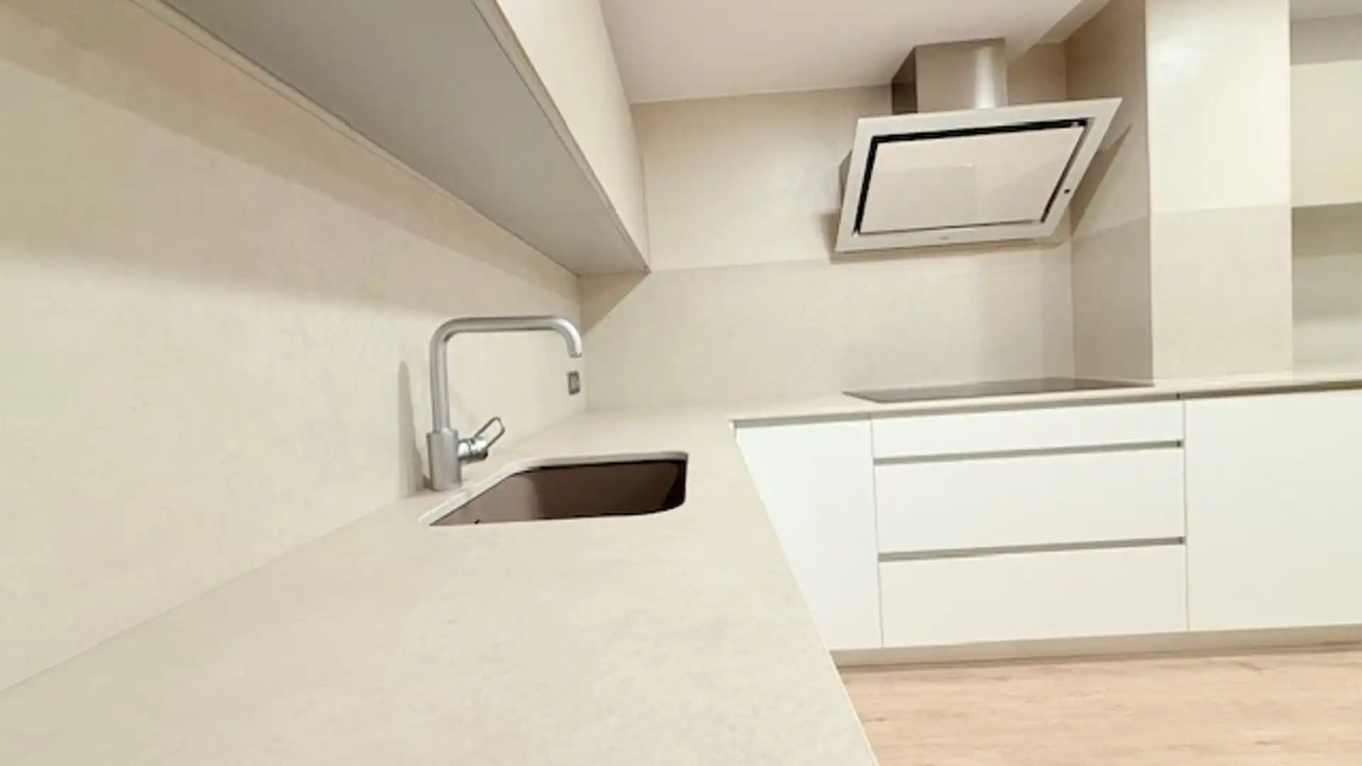 Cocina de Piso de alquiler en Castellón de la Plana / Castelló de la Plana con Aire acondicionado, Calefacción y Parquet