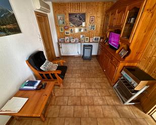Sala d'estar de Finca rústica en venda en Mejorada del Campo amb Aire condicionat, Terrassa i Piscina