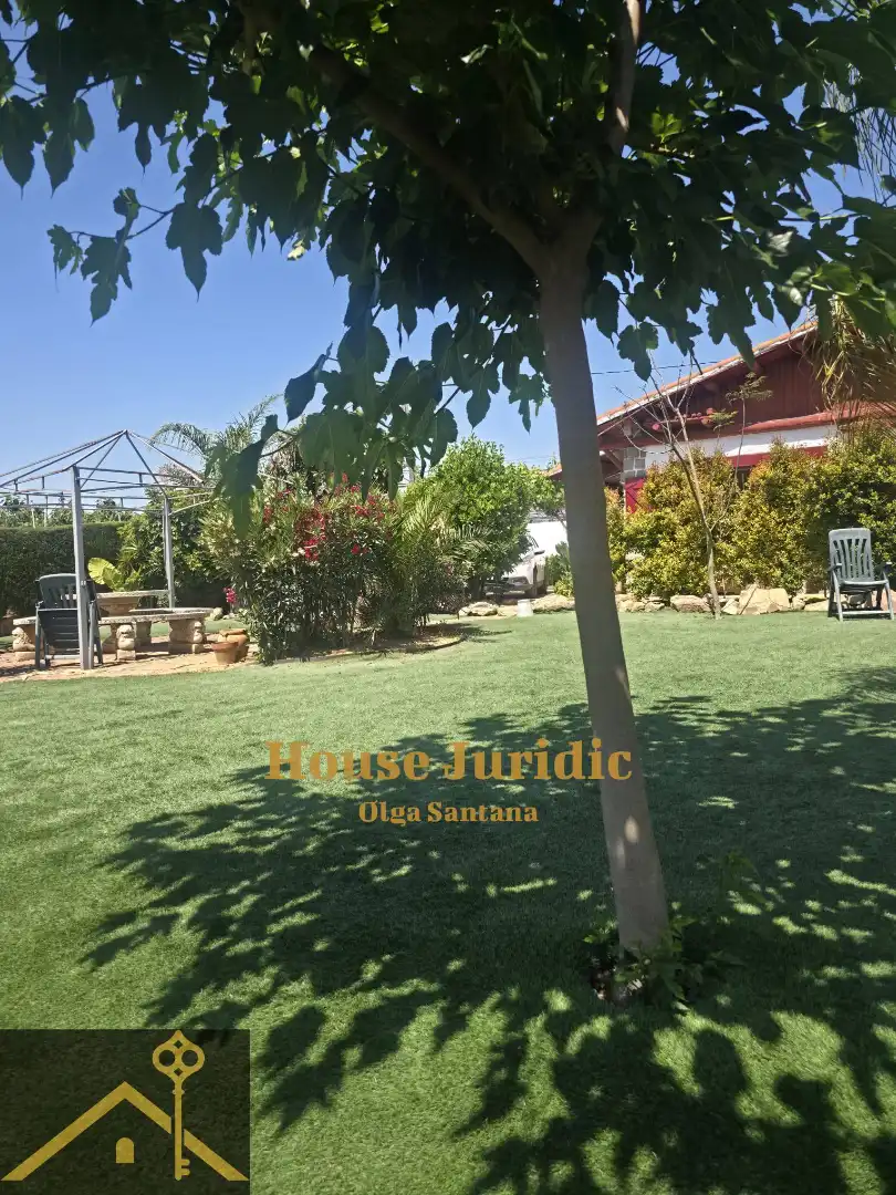 Garden of Houses for sale in Mataró  with Air Conditioner, Heating and Private garden