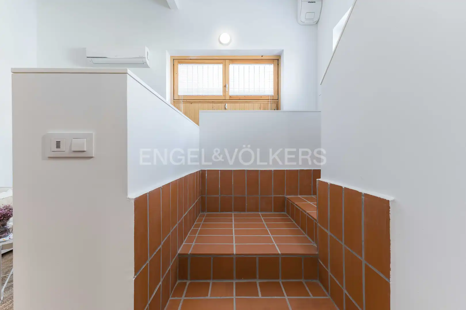 Wohnung zum Verkauf in Barcelona mit Klimaanlage, Heizung und Abstellraum