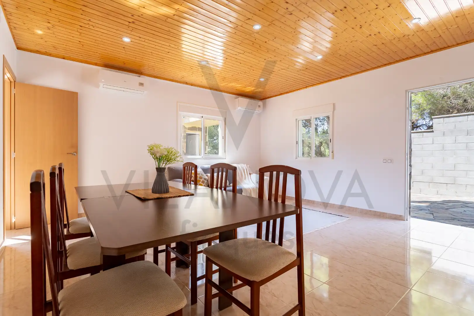 Comedor de Casa o chalet en venta en Cabra del Camp con Aire acondicionado, Calefacción y Jardín privado