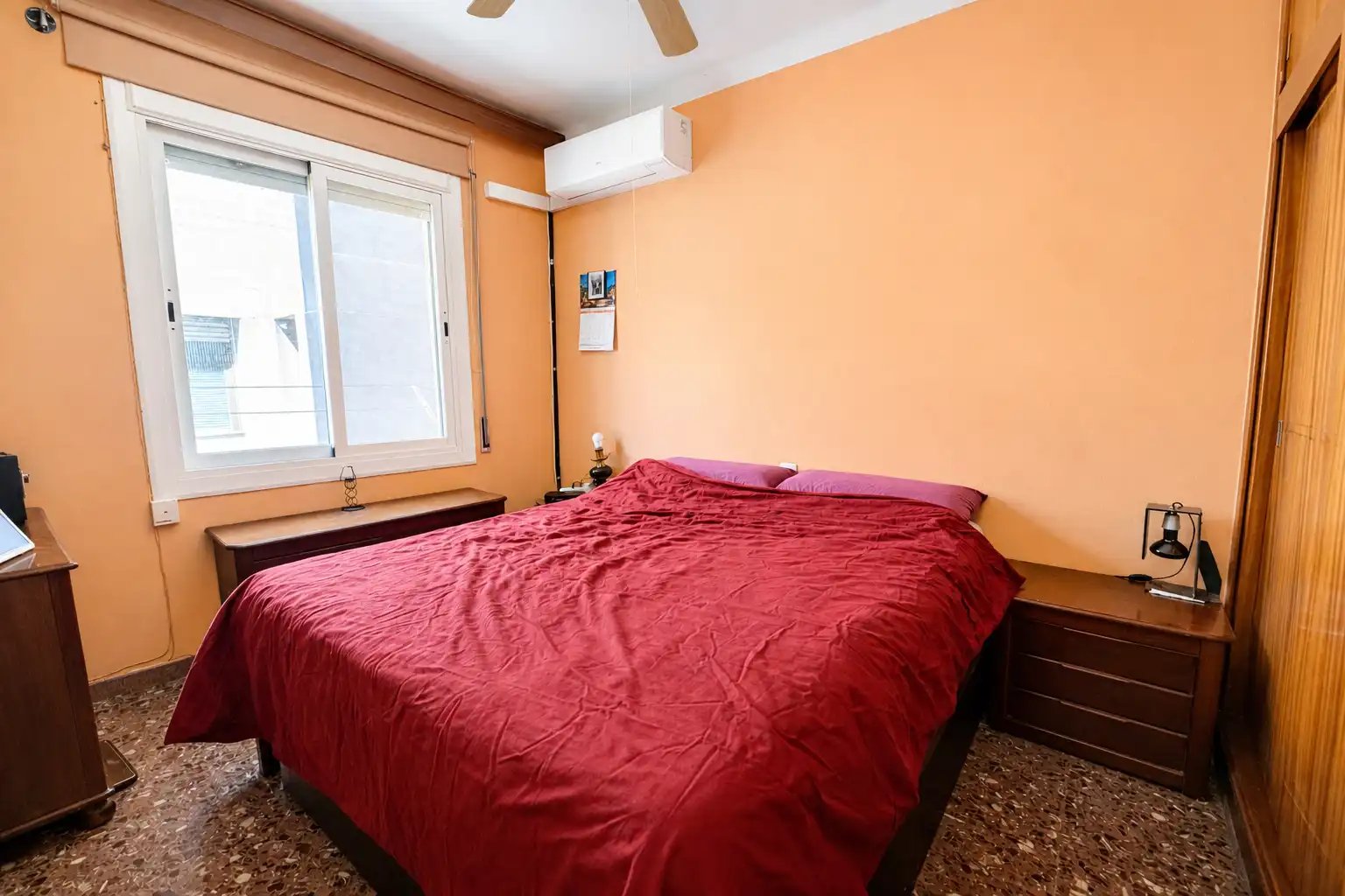 Habitación de Piso en venta en Barcelona con Aire acondicionado y Balcón