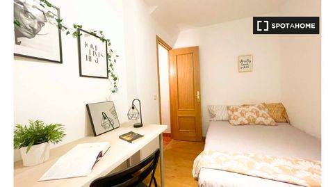 Foto 2 de Habitació a Valdeacederas, Madrid Capital