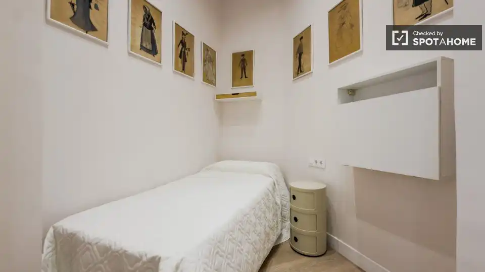 Habitación de Piso de alquiler en Barcelona con Aire acondicionado, Calefacción y Amueblado