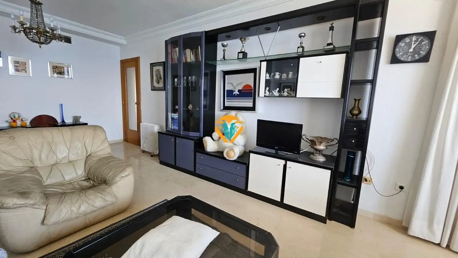 Living room of Flat for sale in Benidorm  with Terrace, Storage room and Furnished