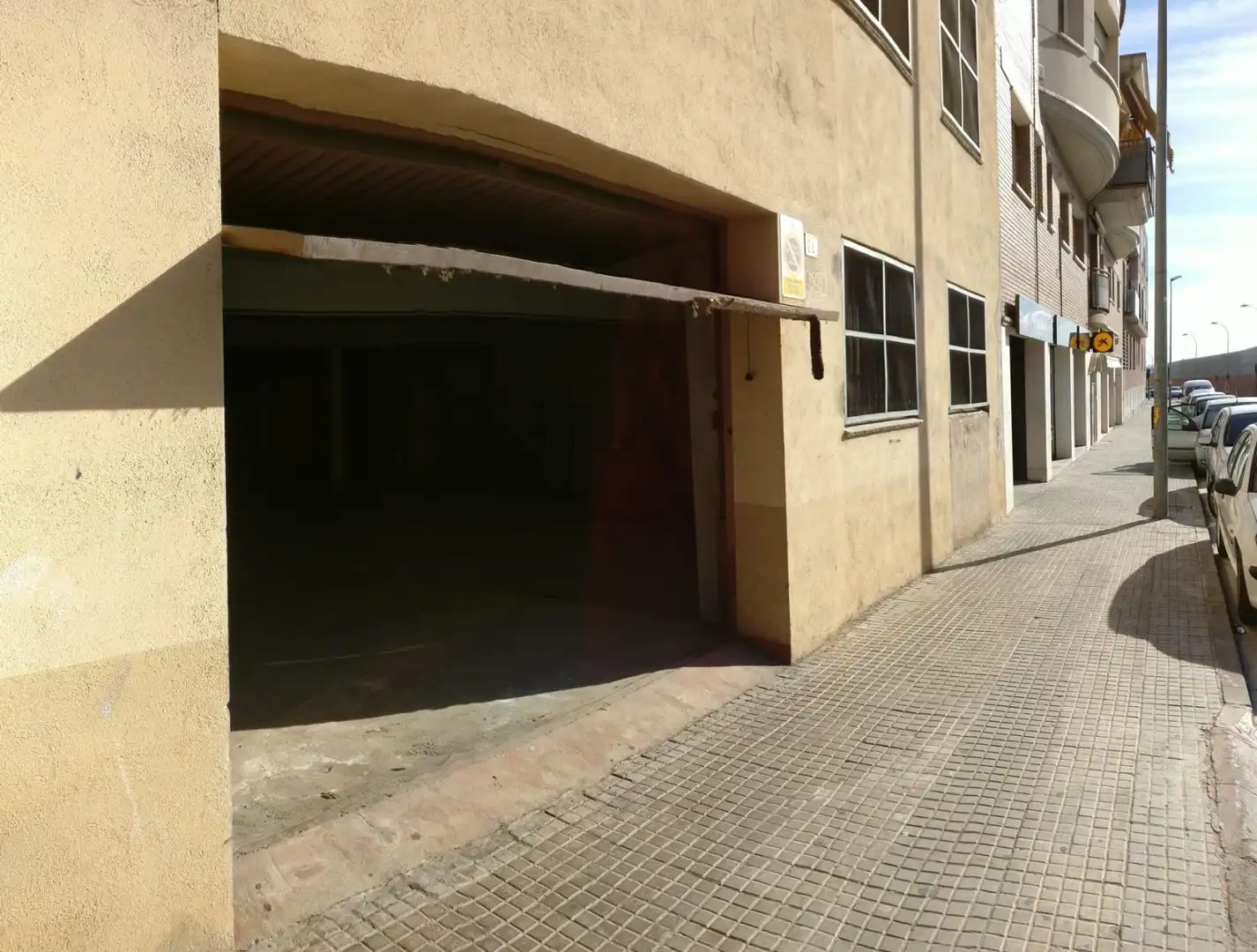 Aparcament de Nau industrial en venda en Terrassa