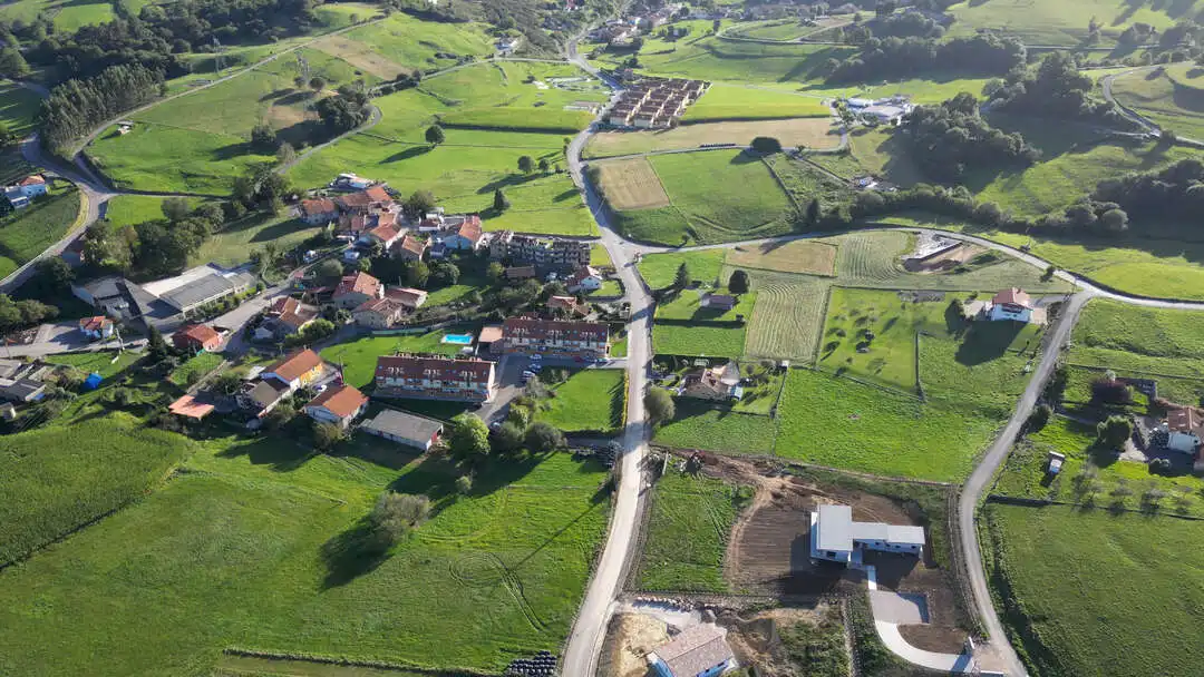 Vista exterior de Residencial en venta en Udías, Cantabria