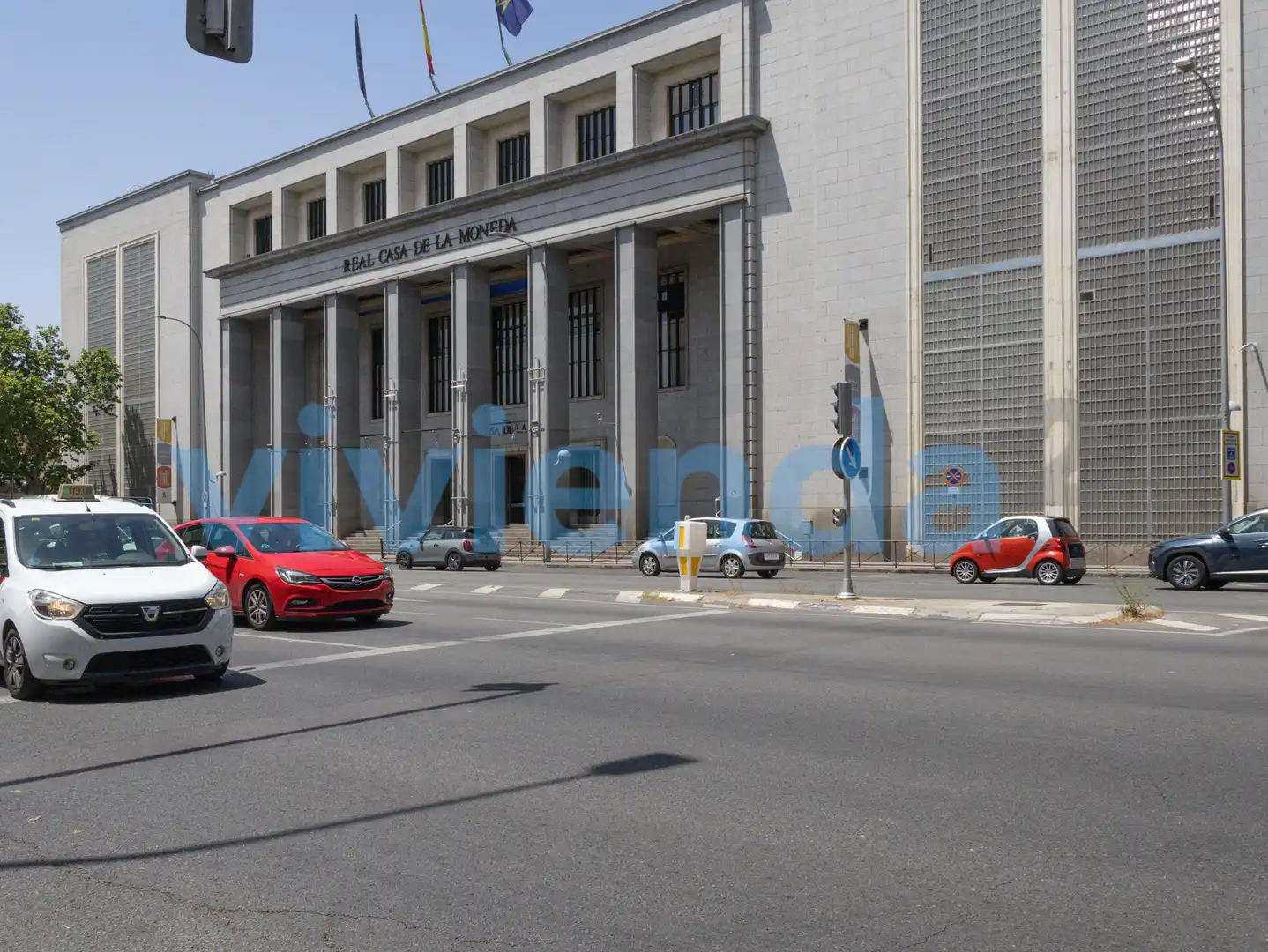 Vista exterior de Estudi en venda en Madrid amb Aire condicionat i Calefacció