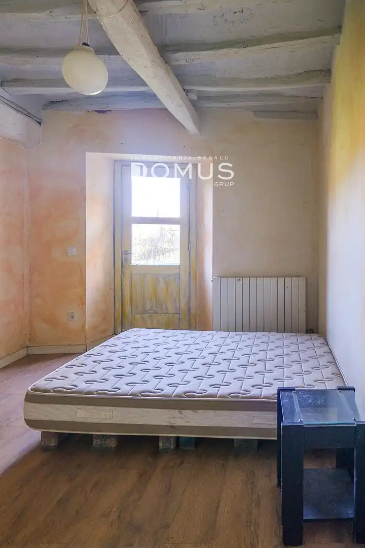 Bedroom of Country homes for sale in Besalú  with Private garden