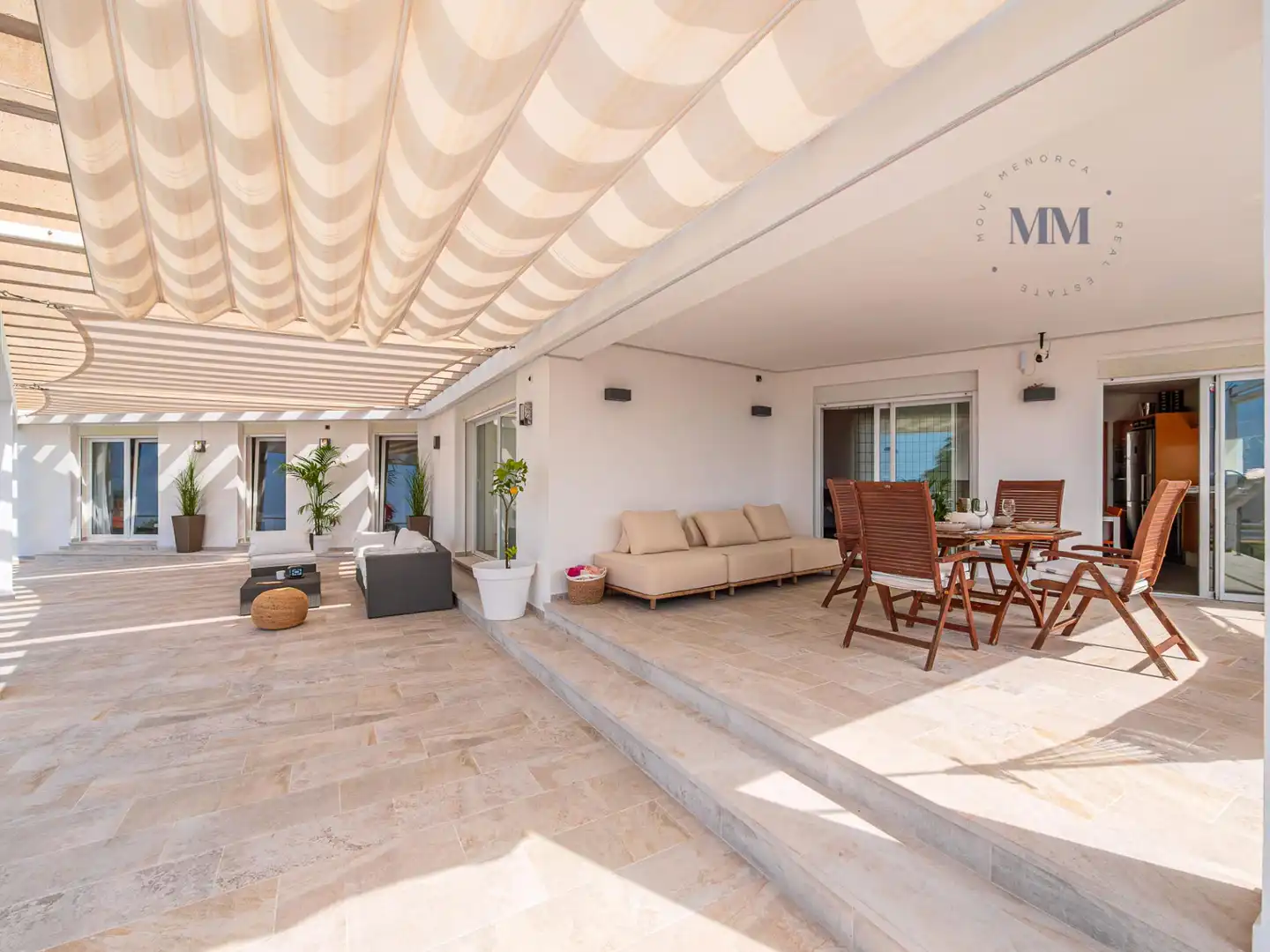 Terrassa de Casa o xalet en venda en Sant Lluís amb Aire condicionat, Jardí privat i Terrassa