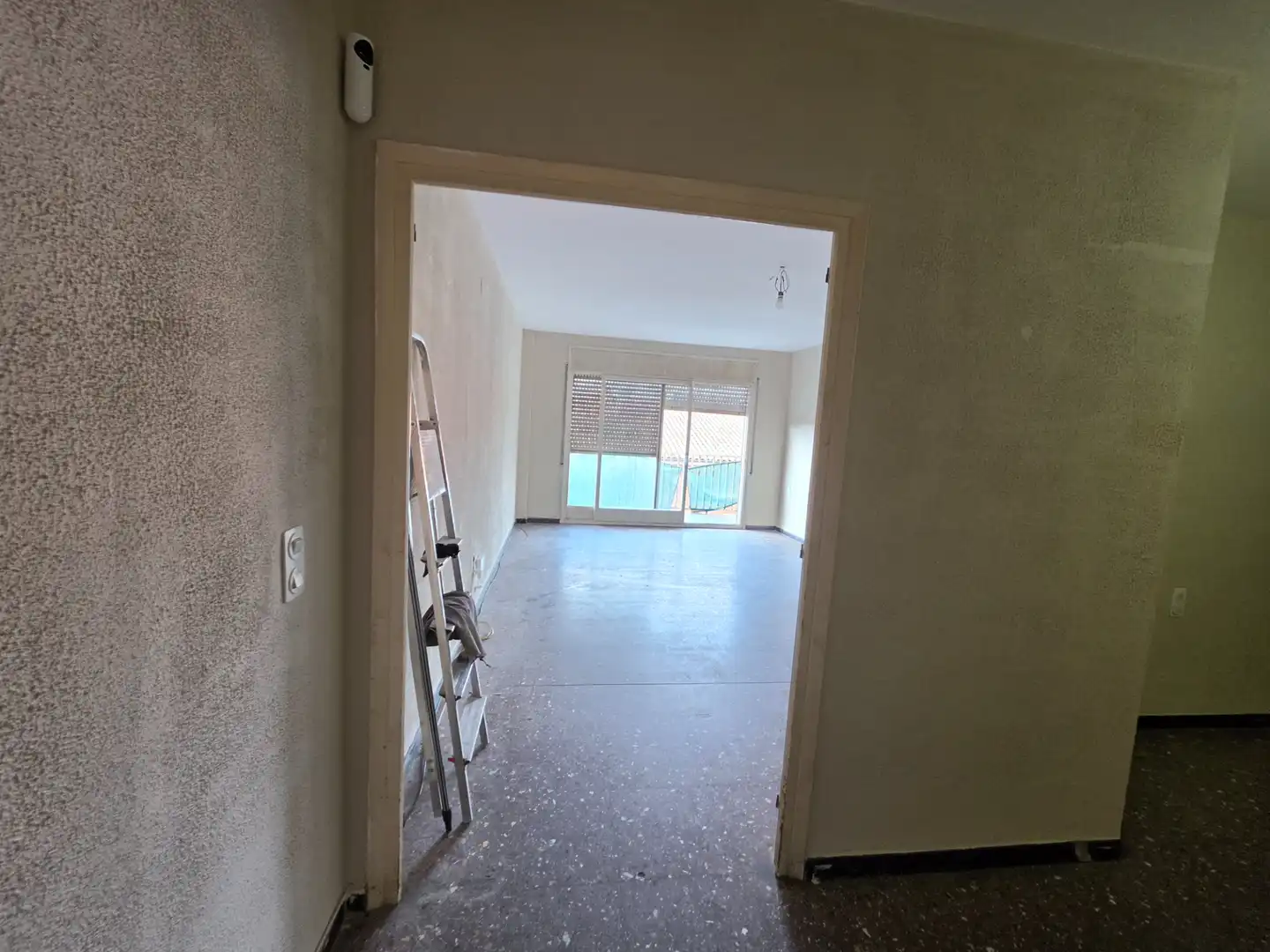 Piso en venta en Manlleu con Trastero, Balcón y Alarma