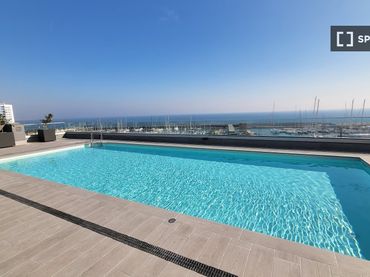 Appartamento con balcone in affitto a Port