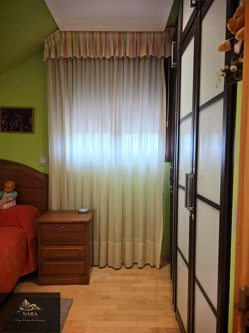 Bedroom of Houses for sale in Meruelo  with Air Conditioner, Private garden and Terrace