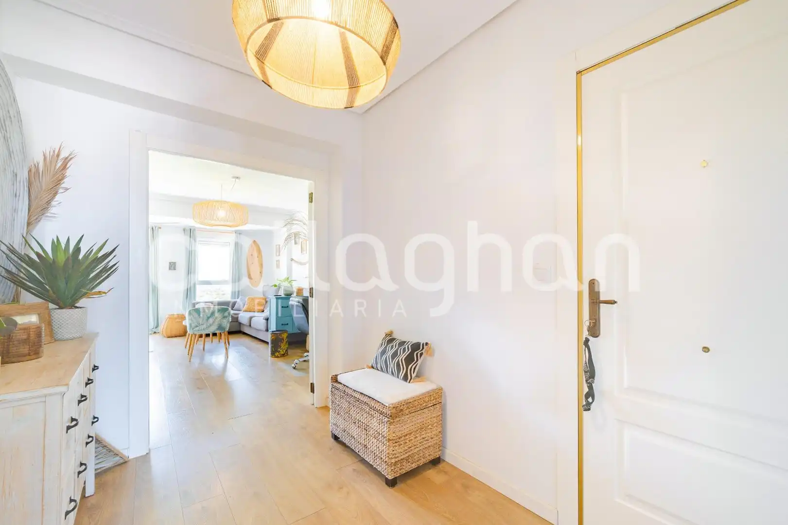 Piso en venta en Albuixech con Terraza, Amueblado y Balcón