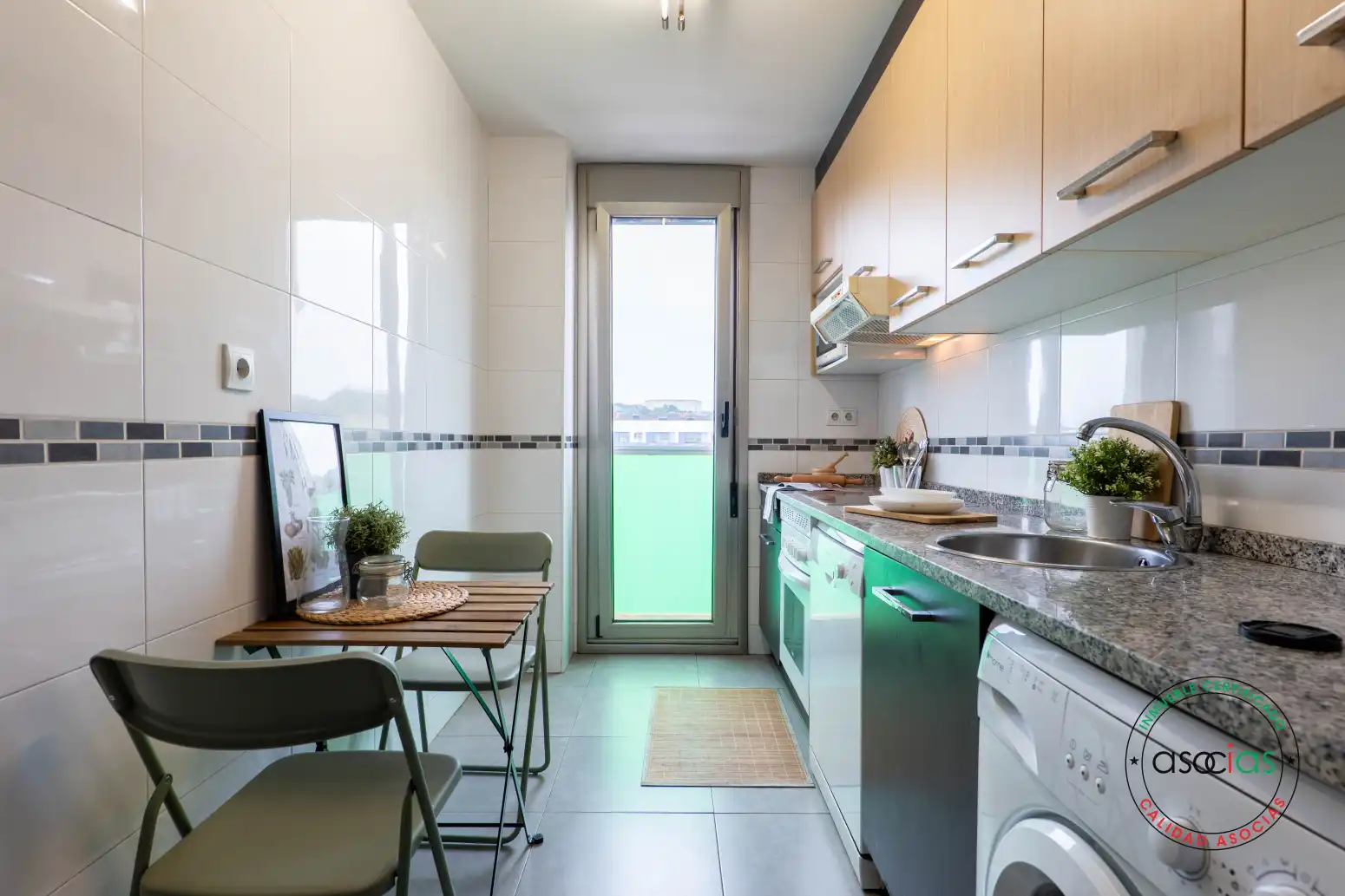 Kitchen of Flat for sale in Gijón   with Heating, Parquet flooring and Storage room