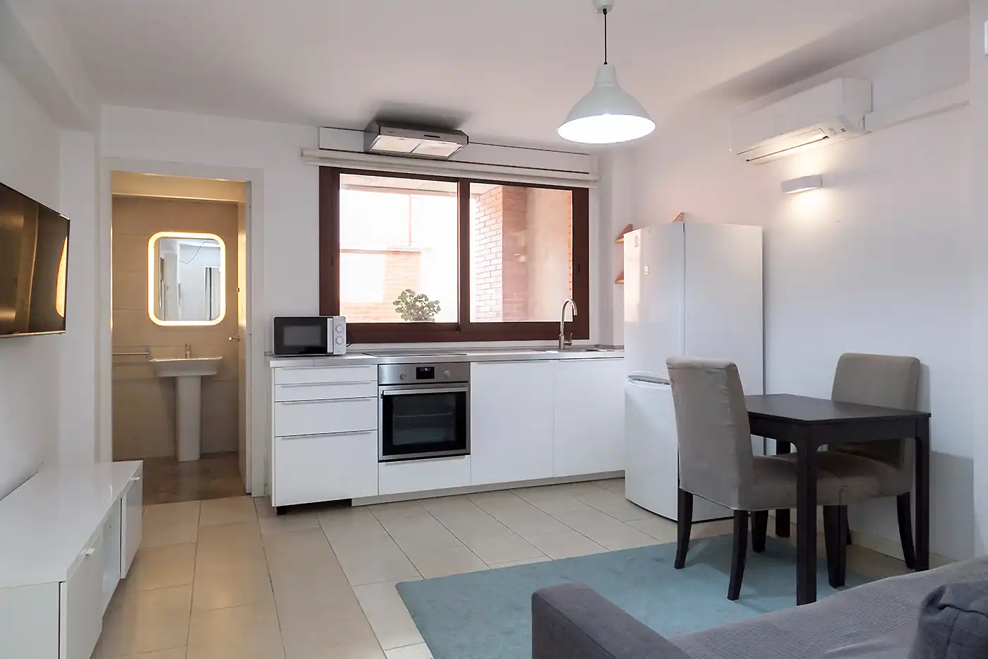 Cuina de Dúplex en venda en Barcelona amb Aire condicionat, Calefacció i Terrassa