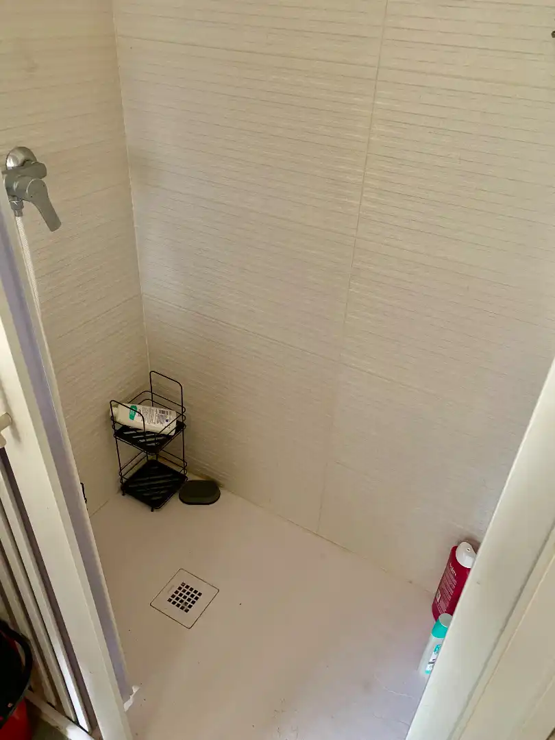 Baño de Apartamento en venta en Albacete con Aire acondicionado, Calefacción y Jardín privado