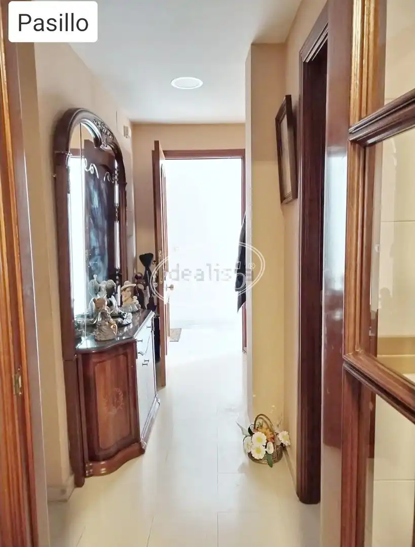 Flat for sale in Córdoba  with Air Conditioner and Terrace